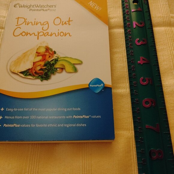 WEIGHT WATCHERS Complete Food & Dining Out Companion Books & Pocket Guide 2012 - Picture 10 of 11